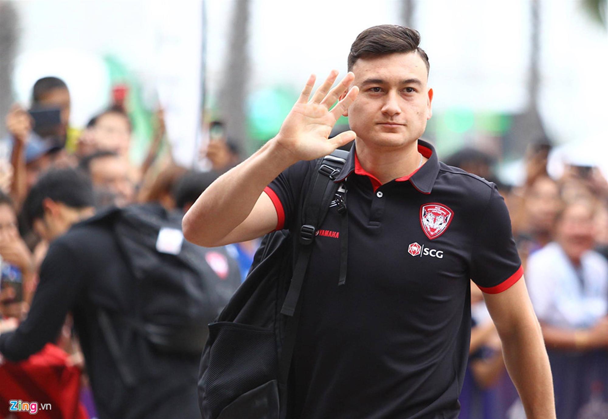 Văn Lâm cùng Xuân Trường lạnh lùng trước trận đối đầu-3