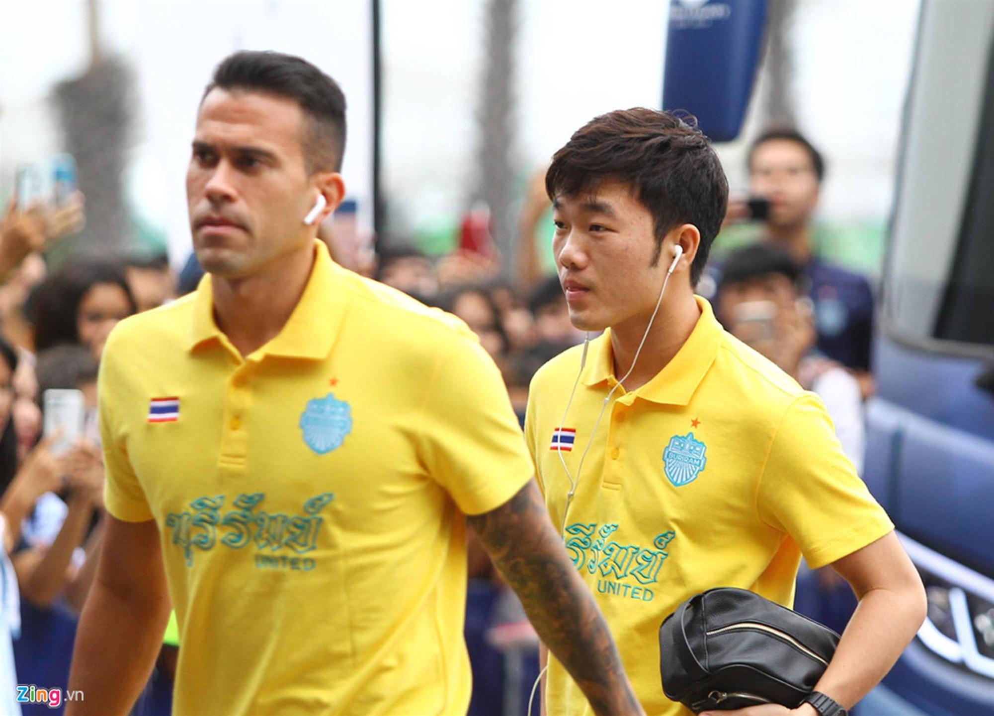 Văn Lâm cùng Xuân Trường lạnh lùng trước trận đối đầu-7