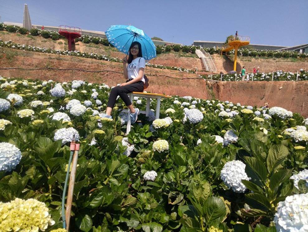 Gần 30 tuổi mà vẫn ế, gái xinh bị cả dòng họ đăng ảnh rao bán trên Facebook-10