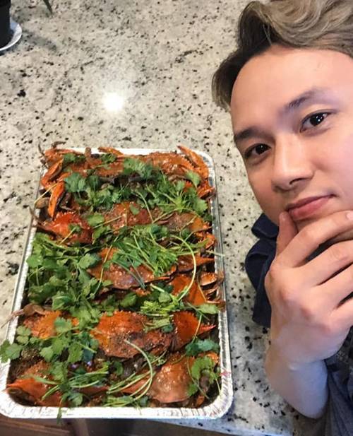 Hóa ra showbiz Việt có một soái ca đẹp trai, hát hay lại còn nấu ăn như siêu đầu bếp-3