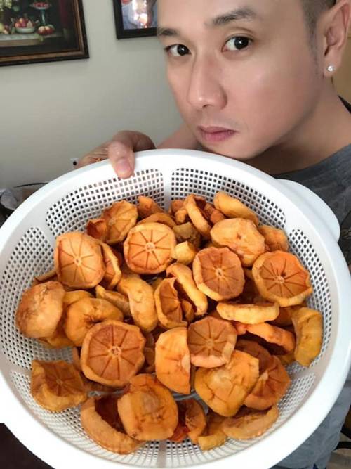 Hóa ra showbiz Việt có một soái ca đẹp trai, hát hay lại còn nấu ăn như siêu đầu bếp-16