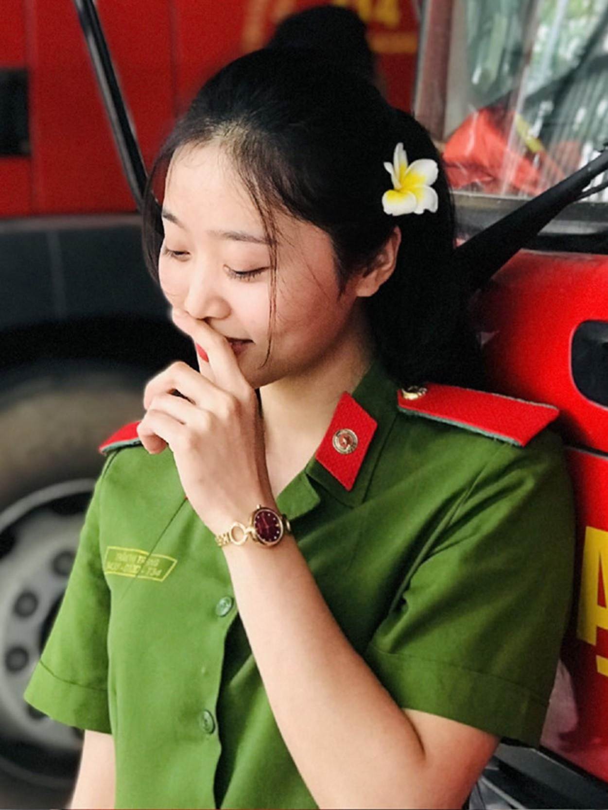 Nữ sinh hot nhất ĐH Phòng cháy Chữa cháy mê võ thuật, đu dây-8