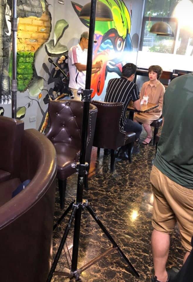 Về nhà đi con: 19 năm sinh nhật bố tặng váy đều bỏ xó, nhưng vì người này Ánh Dương lại chịu mặc váy, đi guốc-2