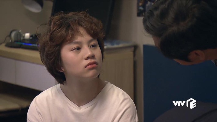 Về nhà đi con: 19 năm sinh nhật bố tặng váy đều bỏ xó, nhưng vì người này Ánh Dương lại chịu mặc váy, đi guốc-1