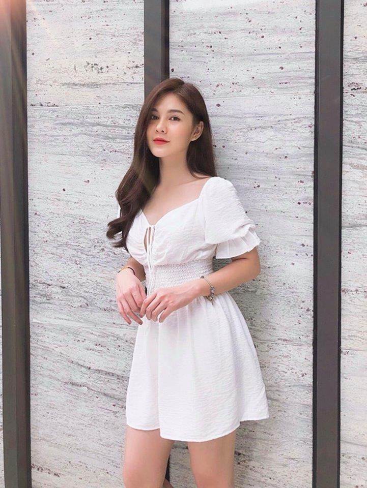 Bộ ba sinh năm 1990 thân thiết và nổi tiếng của làng hot girl Hà Thành-11