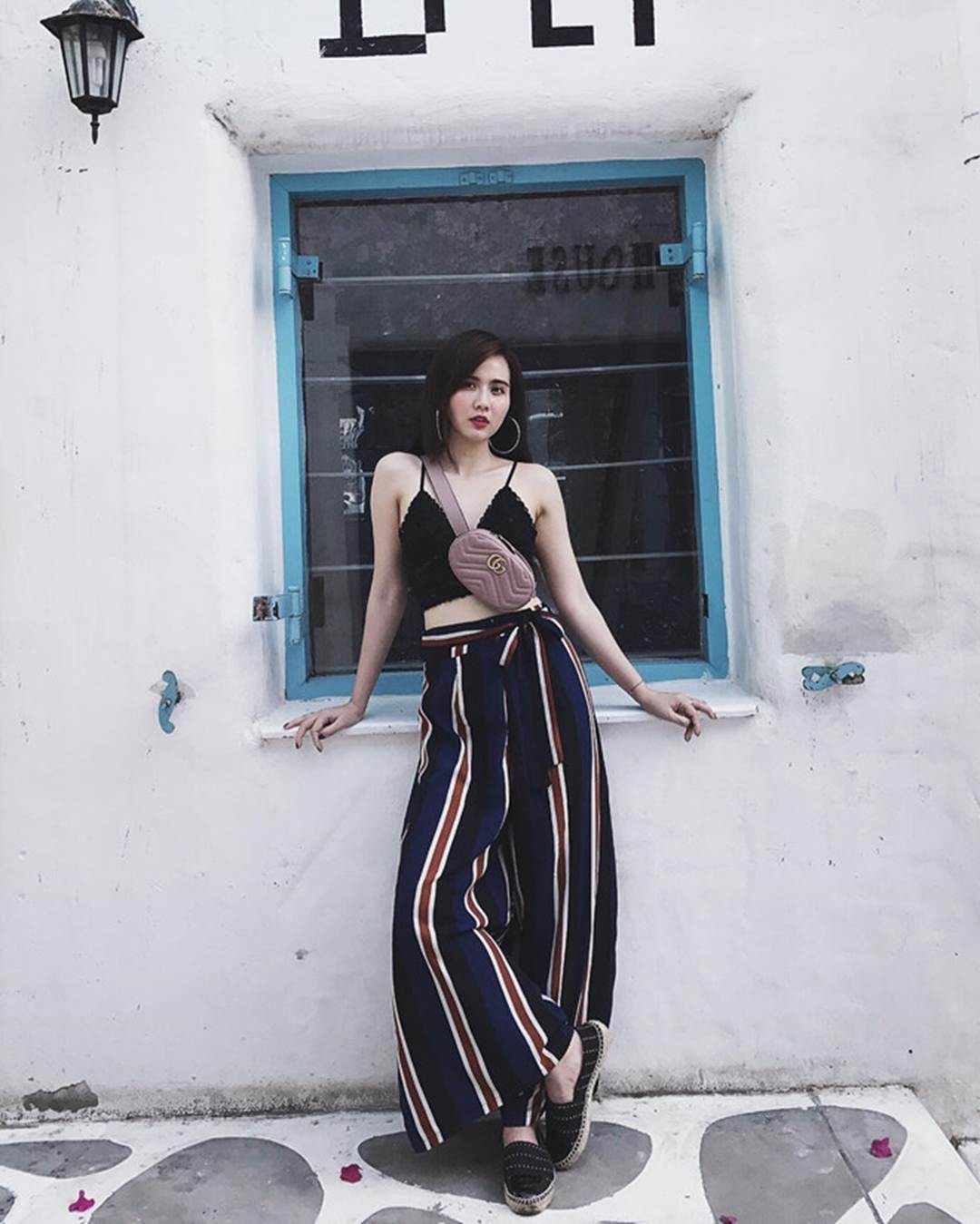 Bộ ba sinh năm 1990 thân thiết và nổi tiếng của làng hot girl Hà Thành-14