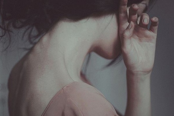 Tá hỏa khi cầm hóa đơn tiền điện 8 triệu, vừa định ho he một câu thì chồng đã trừng mắt-2