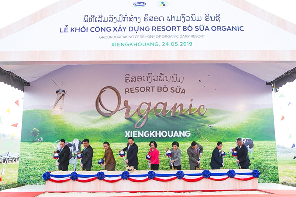 Vinamilk khởi công tổ hợp ‘Resort’ bò sữa Organic tại Lào-3