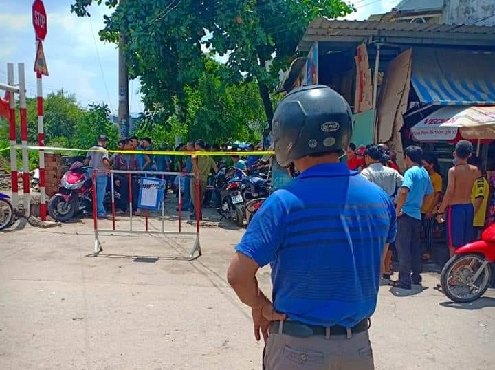 Kinh hoàng: Thai phụ sắp sinh cùng chồng và con 4 tuổi chết bất thường ở Bình Dương-2