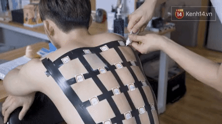 Thêm 1 thanh niên phơi mình để thử 18 loại kem chống nắng cho chị em, kết luận có thể khiến nhiều người ngã ngửa”-2