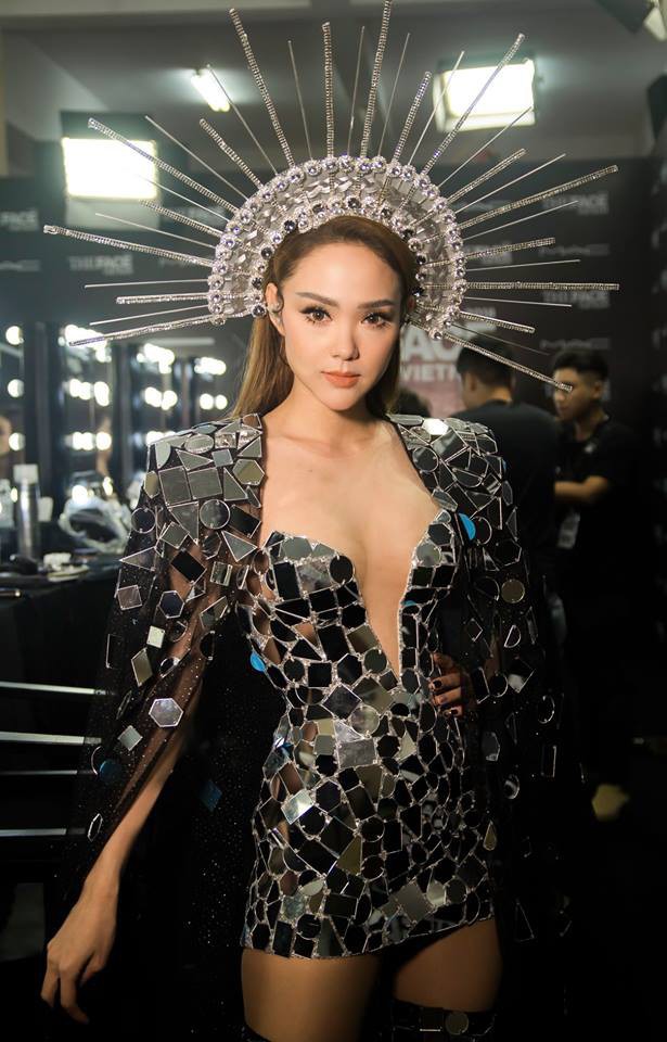 Nhan sắc tuột dốc, lên xuống thất thường của sao nữ Vbiz: Đa số dính nghi vấn thẩm mỹ, riêng người số 2 gây sốc!-4