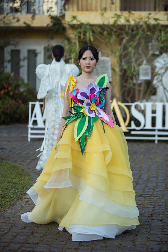 Nhan sắc tuột dốc, lên xuống thất thường của sao nữ Vbiz: Đa số dính nghi vấn thẩm mỹ, riêng người số 2 gây sốc!-7