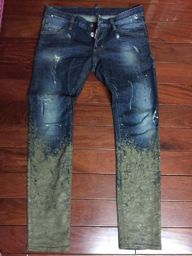 Chiếc quần bẩn như dính bùn, lội ruộng hét giá 16 triệu vẫn cháy hàng-2