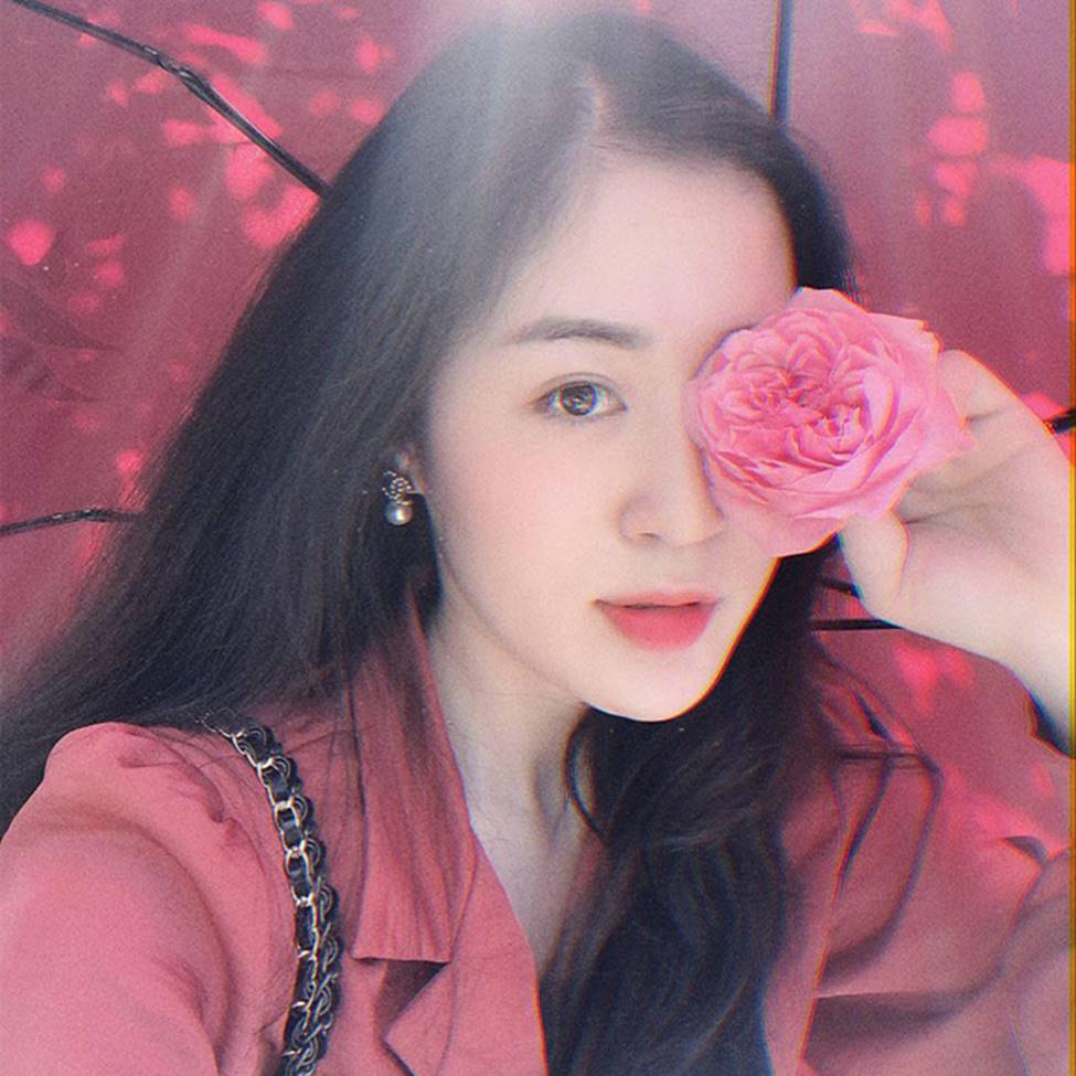 Cô gái xinh đẹp được mệnh danh nữ thần thời tiết là ai?-10