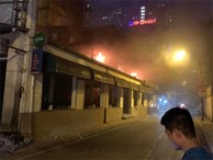Hà Nội: Cháy quán bia hơi Hải Xồm, khách bỏ chạy tán loạn