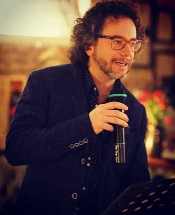 4 năm trước thầy Đỗ Đức Anh, từng có 1 thầy giáo người Ý làm rung chuyển MXH thế giới với 15 bài tập hè độc đáo, phá vỡ truyền thống giáo dục-14