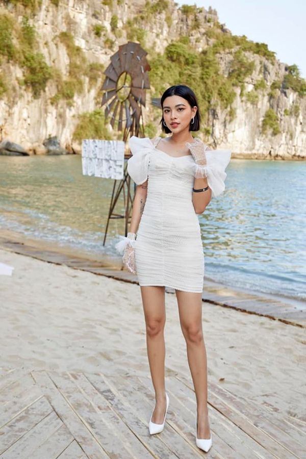 Mỹ Tâm lên đồ sự kiện năng động bao nhiêu thì Hồ Ngọc Hà bánh bèo bấy nhiêu-9