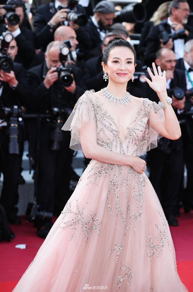 Sau tất cả, đây chính là hai nữ thần lên đồ đẹp xuất sắc tại thảm đỏ Liên hoan phim Cannes 2019-1