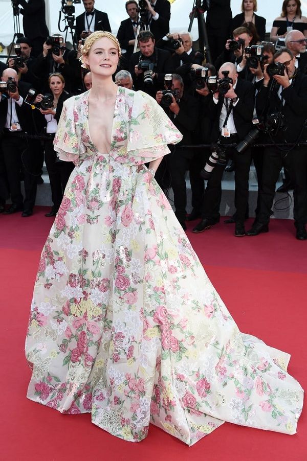 Sau tất cả, đây chính là hai nữ thần lên đồ đẹp xuất sắc tại thảm đỏ Liên hoan phim Cannes 2019-10