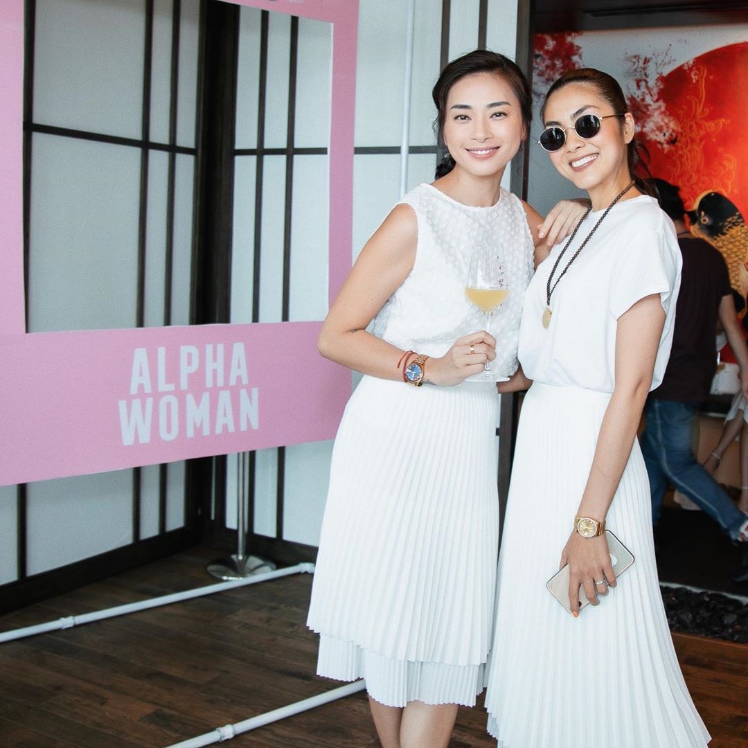 Chân váy xếp ly vẫn chưa hạ nhiệt, được hết thảy các sao nữ Việt diện tuyệt xinh mà nàng công sở phải học theo ngay-4