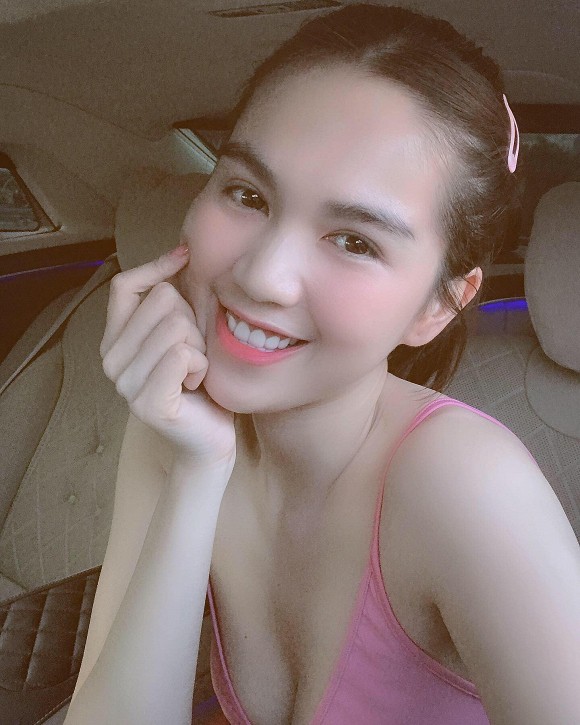 Ngọc Trinh vừa khoe ảnh sexy táo bạo ngay lập tức bị nhắc khéo vụ làm lố ở Cannes 2019-5