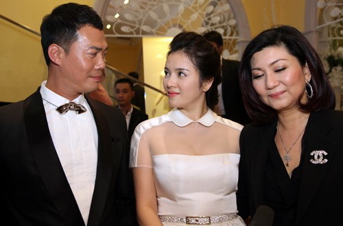 Lên tiếng nhắc nhở đàn em, Lý Nhã Kỳ giàu có, quyền lực và đẳng cấp cỡ nào?-12