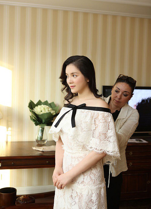 Lên tiếng nhắc nhở đàn em, Lý Nhã Kỳ giàu có, quyền lực và đẳng cấp cỡ nào?-15