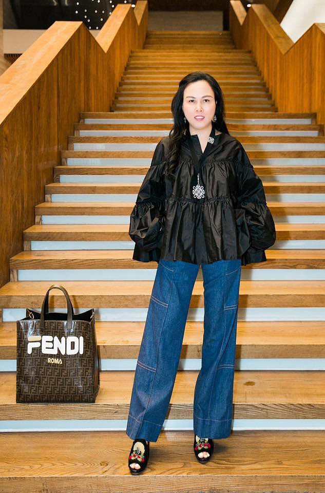 Phượng Chanel: là tình nhân hay tình địch của Chanel và vô vàn các thể loại hàng hiệu khác?-19