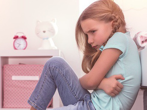 Con gái 2 tuổi dậy thì, 7 tuổi mãn kinh, cha mẹ dù biết nguyên nhân nhưng cũng chỉ biết đau lòng chấp nhận-4