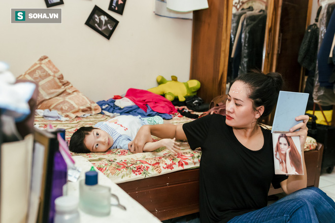 Vừa trang điểm vừa chăm con bệnh nặng và niềm hạnh phúc đặc biệt của diễn viên Minh Cúc-8