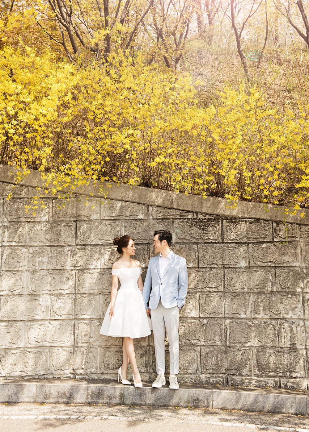Ảnh cưới đẹp như phim chụp tại Hàn Quốc của Dương Khắc Linh và vợ trẻ kém 13 tuổi-11