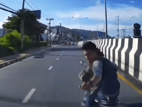 Nhóm côn đồ xông vào nhà đánh đập phụ nữ chấn thương sọ não-1