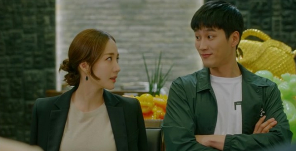 Vừa vực dậy sau bệnh tật vợ đã bắt quả tang chồng ngoại tình, nhưng cái kết cuối thì ngoài sức tưởng tượng-1