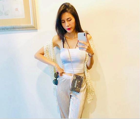 Giật mình với hình ảnh Thủy Tiên gầy trơ xương, thiếu sức sống tới mức báo động-1