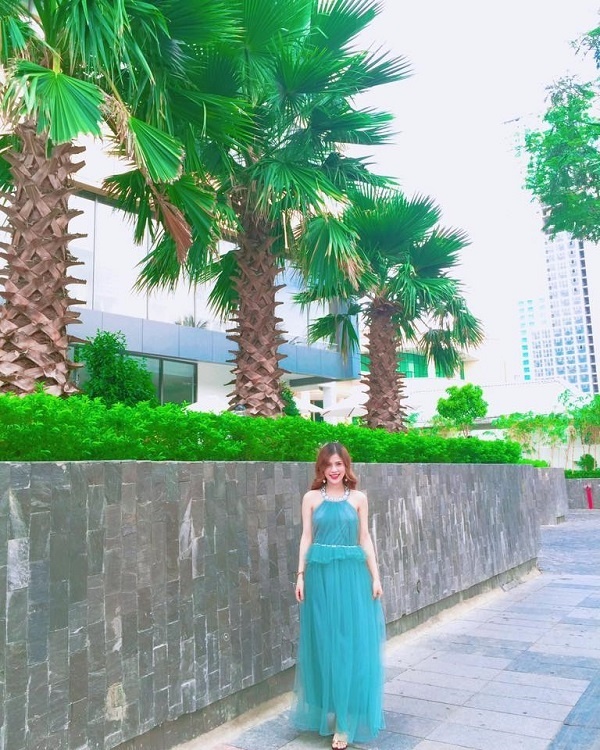 Đọ nhan sắc nóng bỏng của vợ 3 diễn viên nam hot nhất phim Mê cung-8