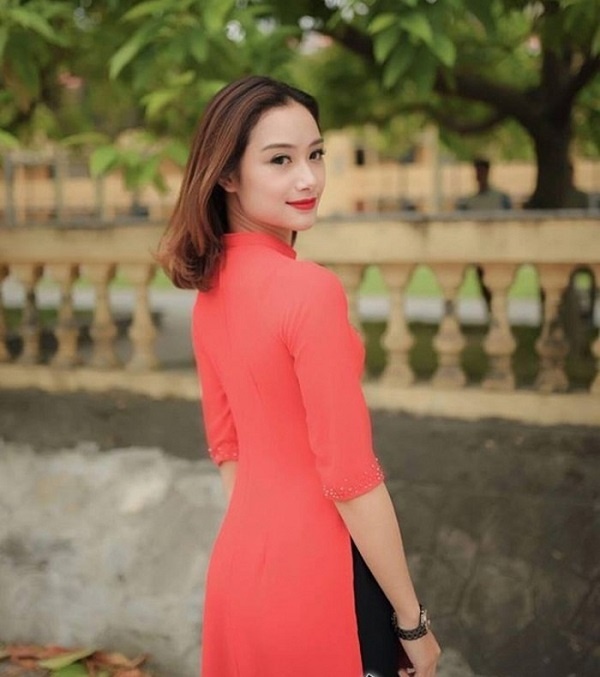 Đọ nhan sắc nóng bỏng của vợ 3 diễn viên nam hot nhất phim Mê cung-24