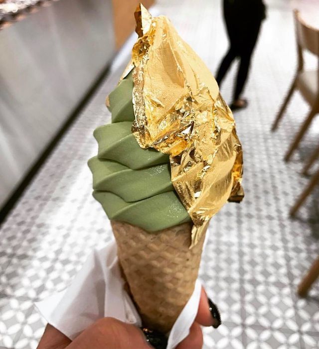 Kem dát vàng 24K tràn ra Hà Nội, giá chát” vẫn muốn thử cho sang mồm-3