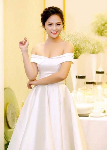 Sau bao lâu cũng đã tìm ra mỹ nhân cằm xuyên thủng vạn vật” soán ngôi Minh Hằng-5