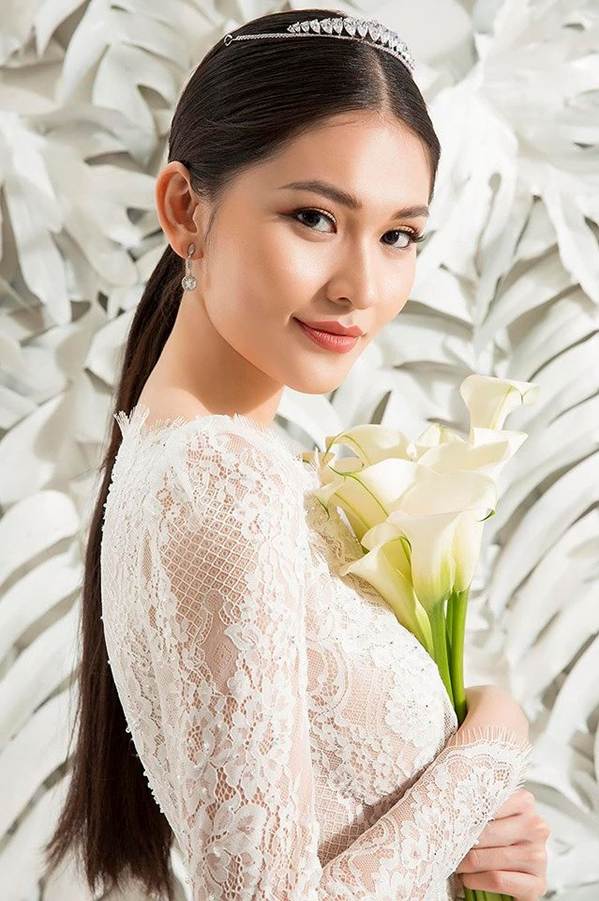 Sau khi công khai bạn trai, Á hậu Thuỳ Dung gợi cảm với váy cưới xuyên thấu-1