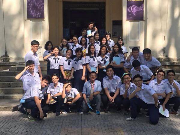 Xúc động lời phê trong sổ liên lạc của thầy giáo TP. HCM-3