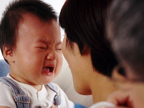 Tưởng bở lấy được vợ đẹp, con nhà giàu, ngờ đâu đến khi con 2 tuổi, bí mật chấn động của vợ mới lộ ra