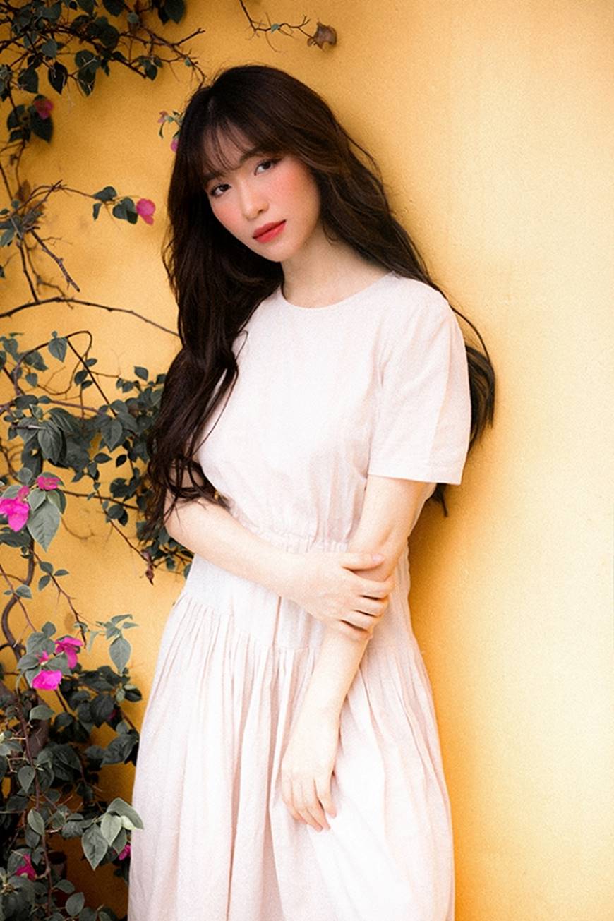 Sau nửa năm chữa bệnh mất giọng, Hoà Minzy khoe nhan sắc ngày càng thăng hạng-4