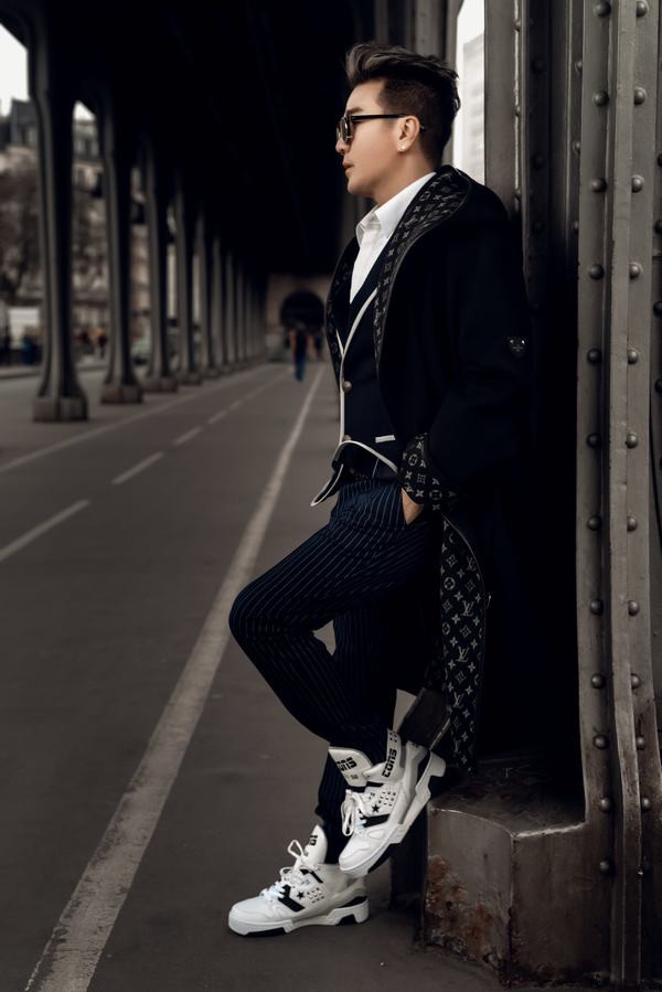 Bí ẩn chuyện Mr Đàm giấu 2 bên gia đình, tự cưới và đã trao chiếc nhẫn đẹp nhất cuộc đời cho 1 người-3