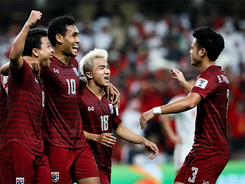 Mạc Hồng Quân lập cú đúp trong ngày HLV Park Hang Seo dự khán sân Hàng Đẫy-4