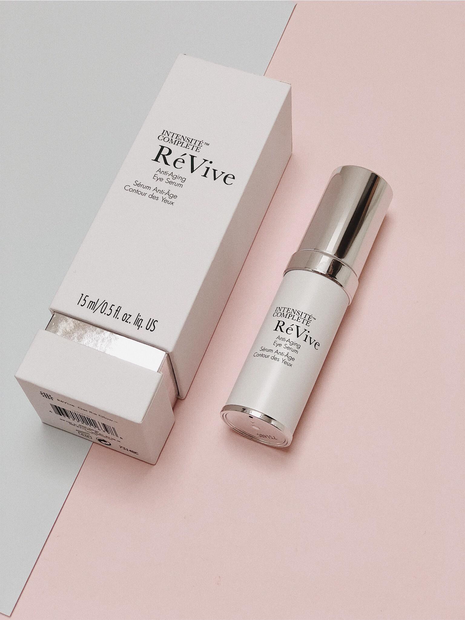 Ngoài 70 nhưng da căng bóng như 30, người phụ nữ tiết lộ 7 chai serum mình dùng và cách mix 3 loại thần thánh-7