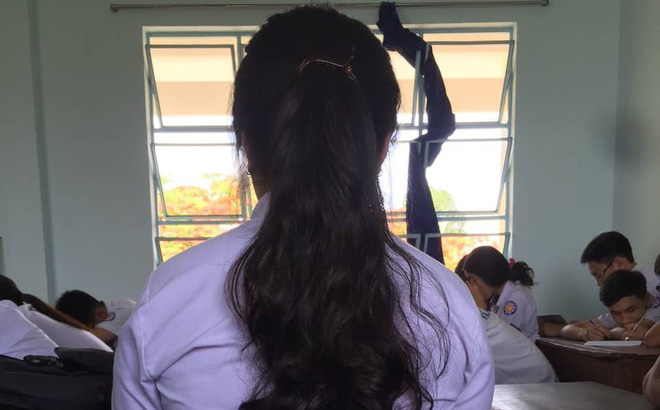 Nữ sinh lớp 11 cầu cứu Công an TP.HCM vì bị miệt thị đồ con không cha trên facebook, khiến phải tự tử-1