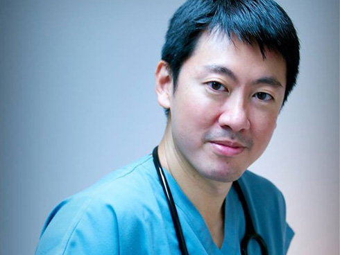 Dù có vợ con vẫn qua đêm với 28 chân dài/tuần, lôi cả vợ vào những buổi hoan lạc-10