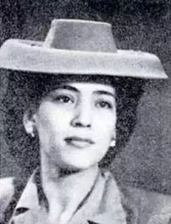 Người vợ giúp Hà Hồng Sân gây dựng đế chế casino: Hết lòng để bị phụ bạc, con trai tử vong vì tai nạn, con gái điên loạn-7