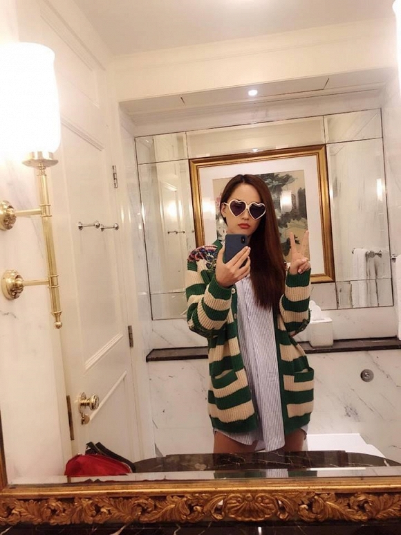 Mai Phương Thúy tưởng điên khi mua áo mỏng dính 80 triệu, quần 20 triệu nhưng lúc mặc lên lại thay đổi suy nghĩ-5