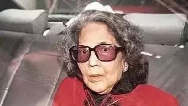 Người vợ giúp Hà Hồng Sân gây dựng đế chế casino: Hết lòng để bị phụ bạc, con trai tử vong vì tai nạn, con gái điên loạn-15